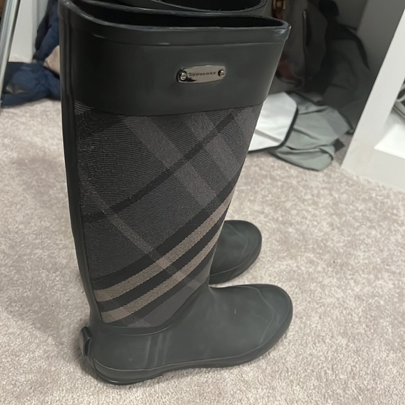clemence rain boot burberry